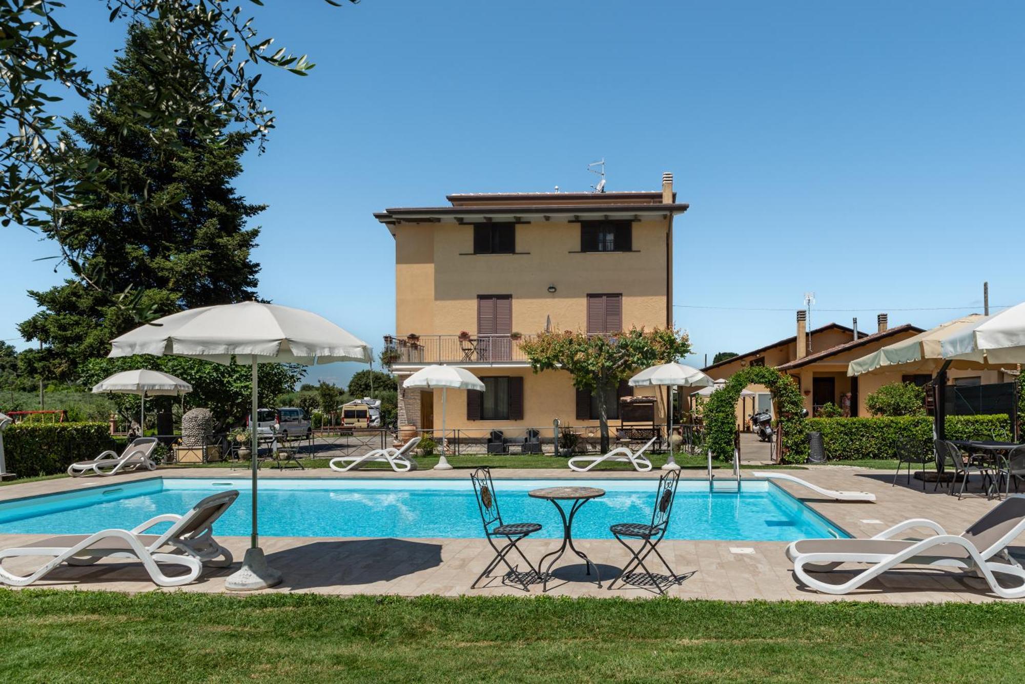 Agriturismo Il Girasole Assisi Villa Esterno foto