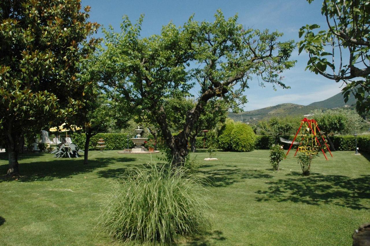 Agriturismo Il Girasole Assisi Villa Esterno foto